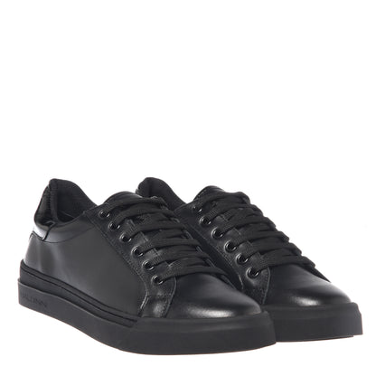 Sneaker in black leather and black naplak