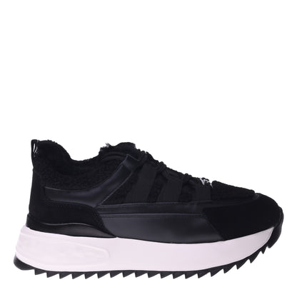 Sneakers nere in pelle scamosciata ed eco-montone