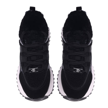 Sneakers nere in pelle scamosciata ed eco-montone