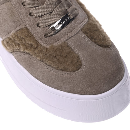 Sneaker en suède marron et mouton