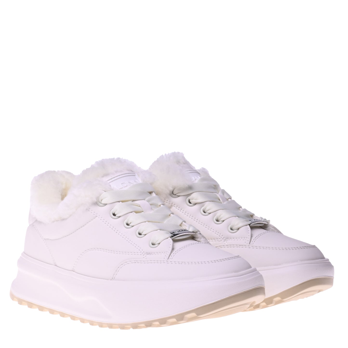 White leather sneaker