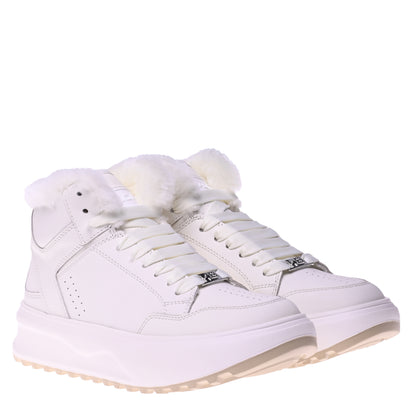 White leather sneaker