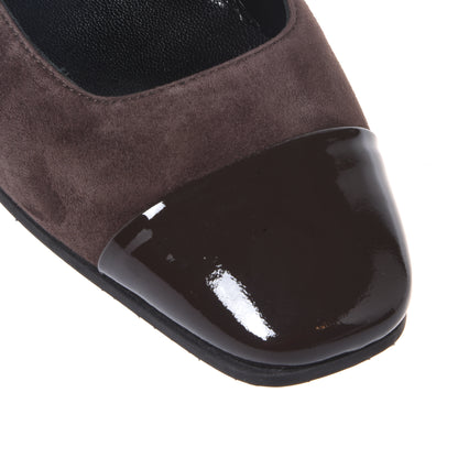 Dark brown patent leather and suede ballerinas