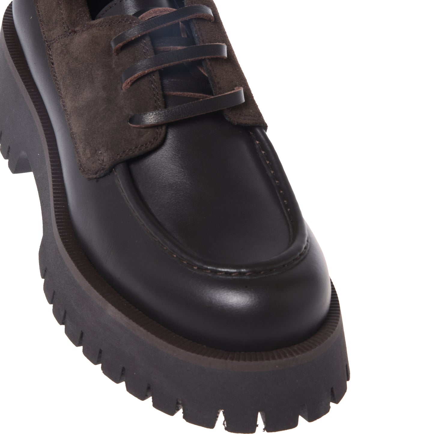 Chaussures marron foncé à lacets en cuir et daim