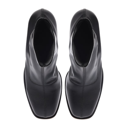 Stivaletti neri in nappa conciata al vegetale