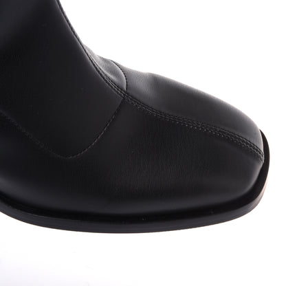 Stivaletti neri in nappa conciata al vegetale