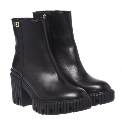 Stivaletti in pelle nera