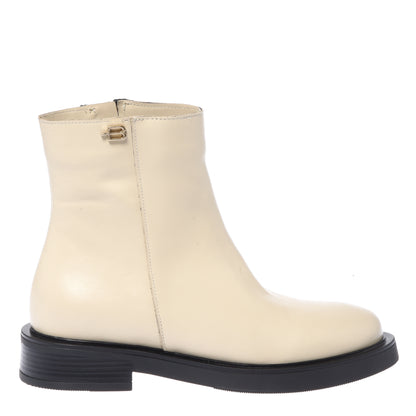 Vanilla leather ankle boots