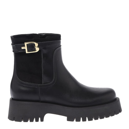 Stivaletti in pelle nera