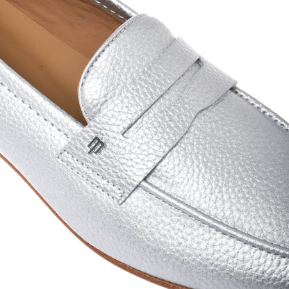 Silver laminated grained leather loafer
