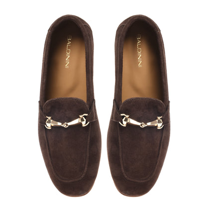 Mocassin en daim marron foncé