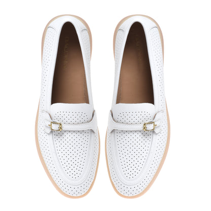 Mocassin en cuir nappa blanc perforé