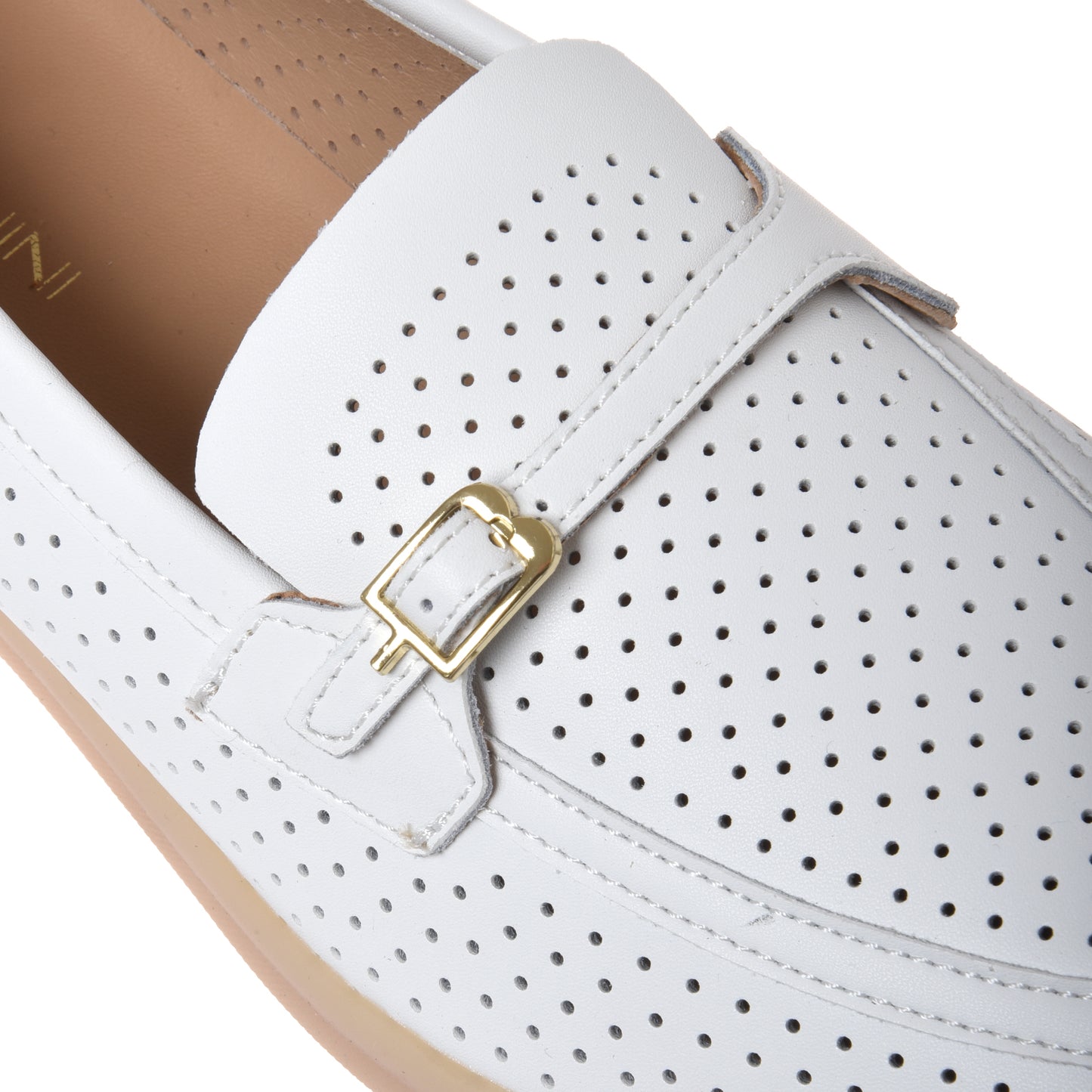 Mocassin en cuir nappa blanc perforé