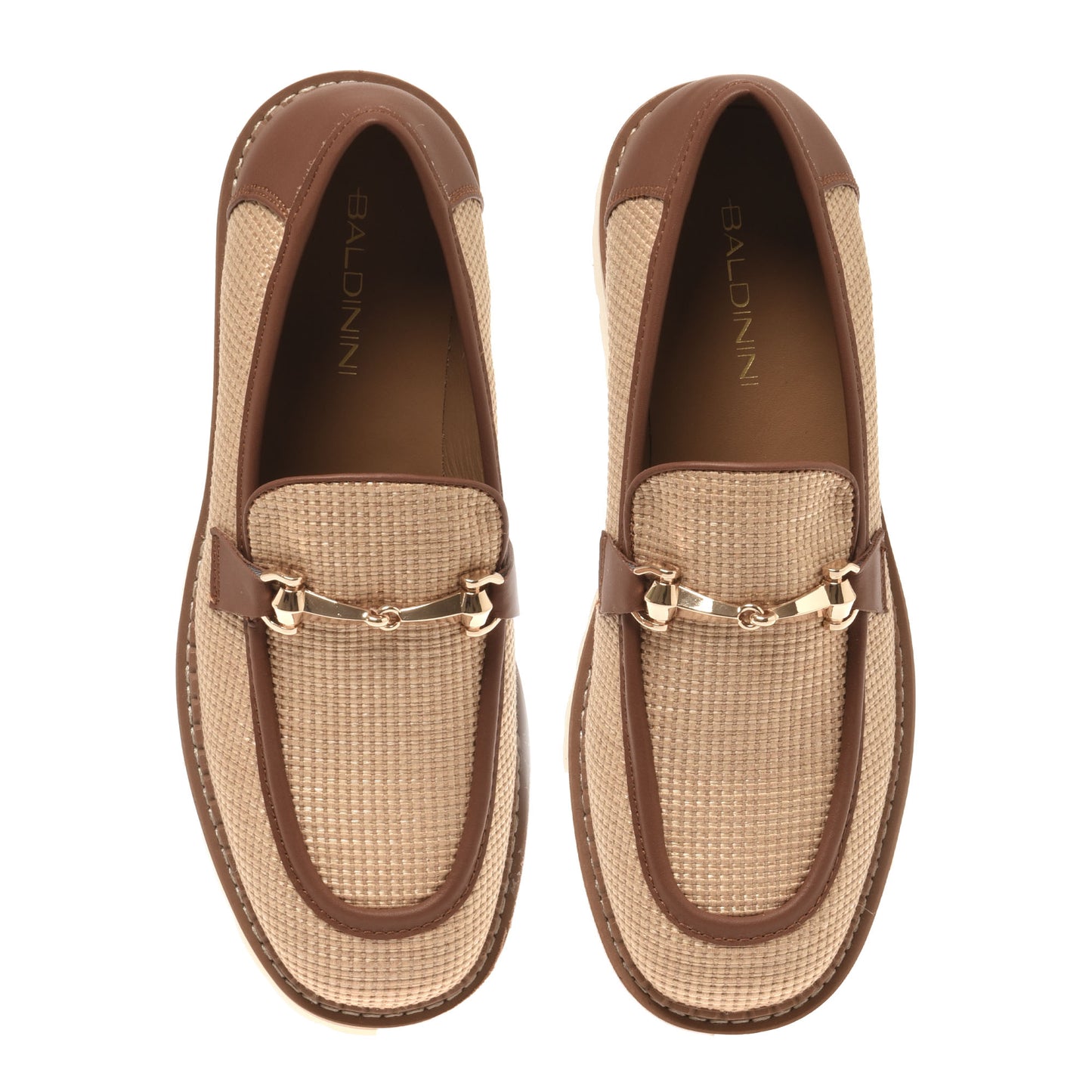 Beige canvas loafer