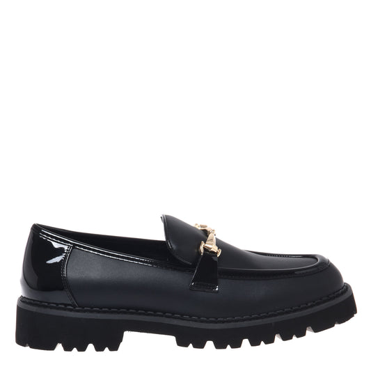 Black leather and patent leather loafer