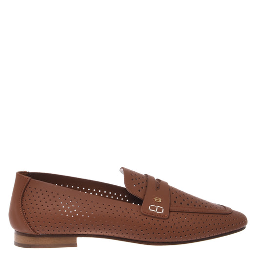 Perforated nappa leather loafer