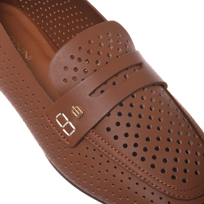 Perforated nappa leather loafer