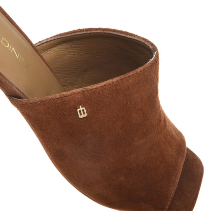 Suede leather mule