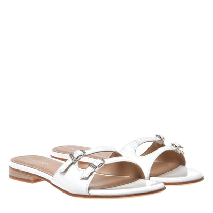 Mule en cuir verni blanc
