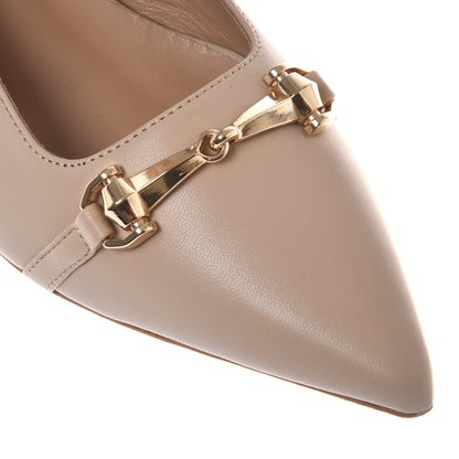Slingback in pelle nude