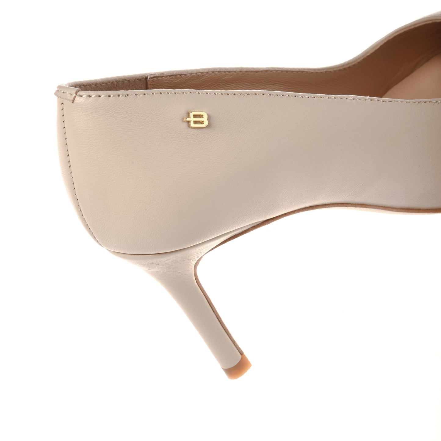 Nude leather pumps