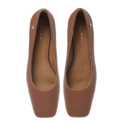 Brown leather and black patent leather court shoe