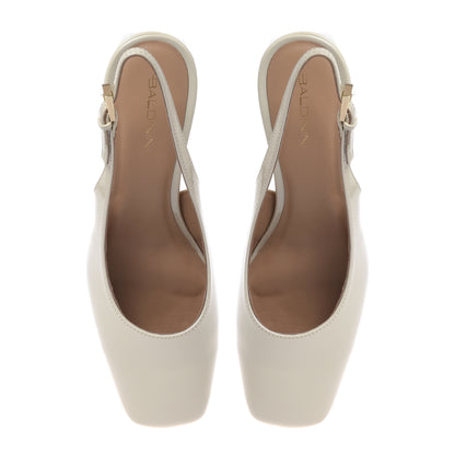 Slingback en vernis blanc cassé