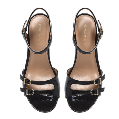 Sandale en vernis noir