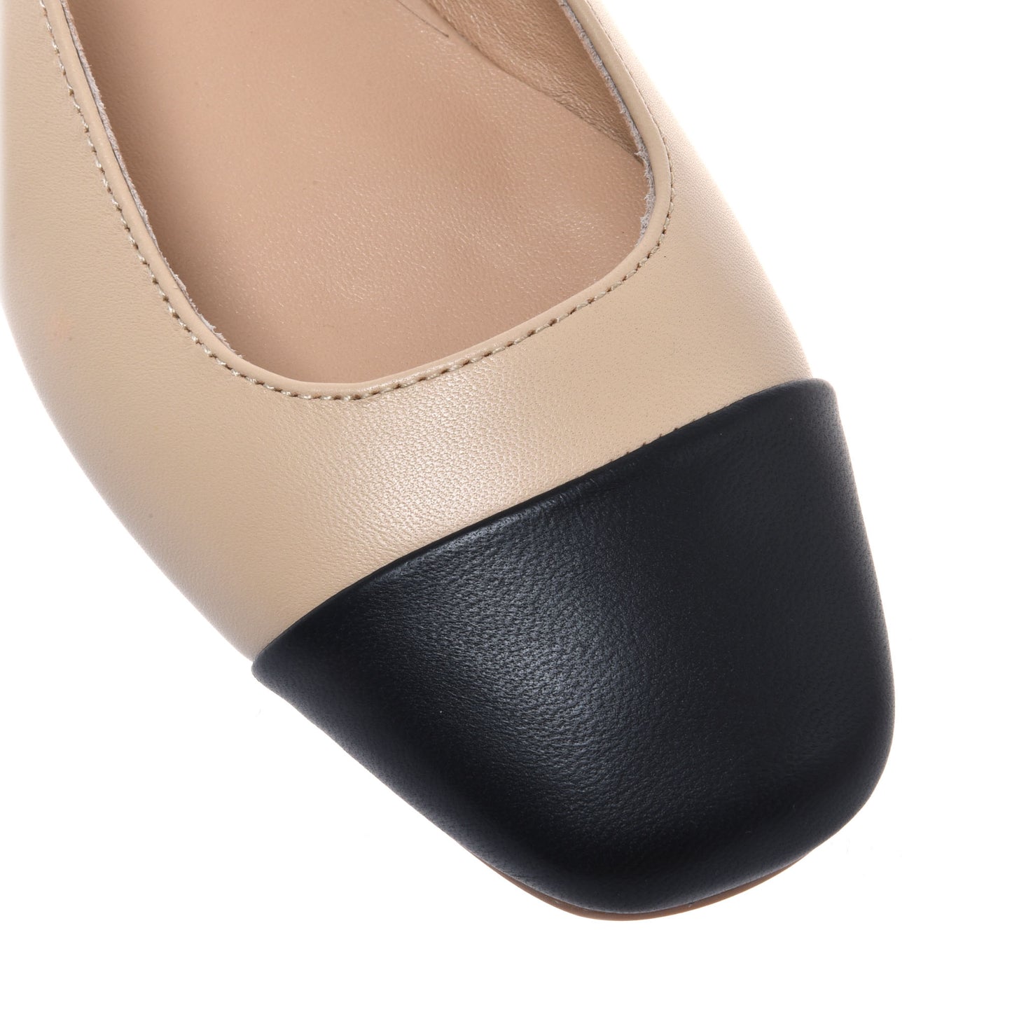 Slingback en cuir noir et nude