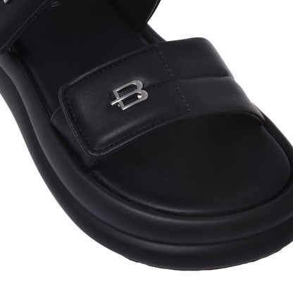 Sandalo in similpelle nera
