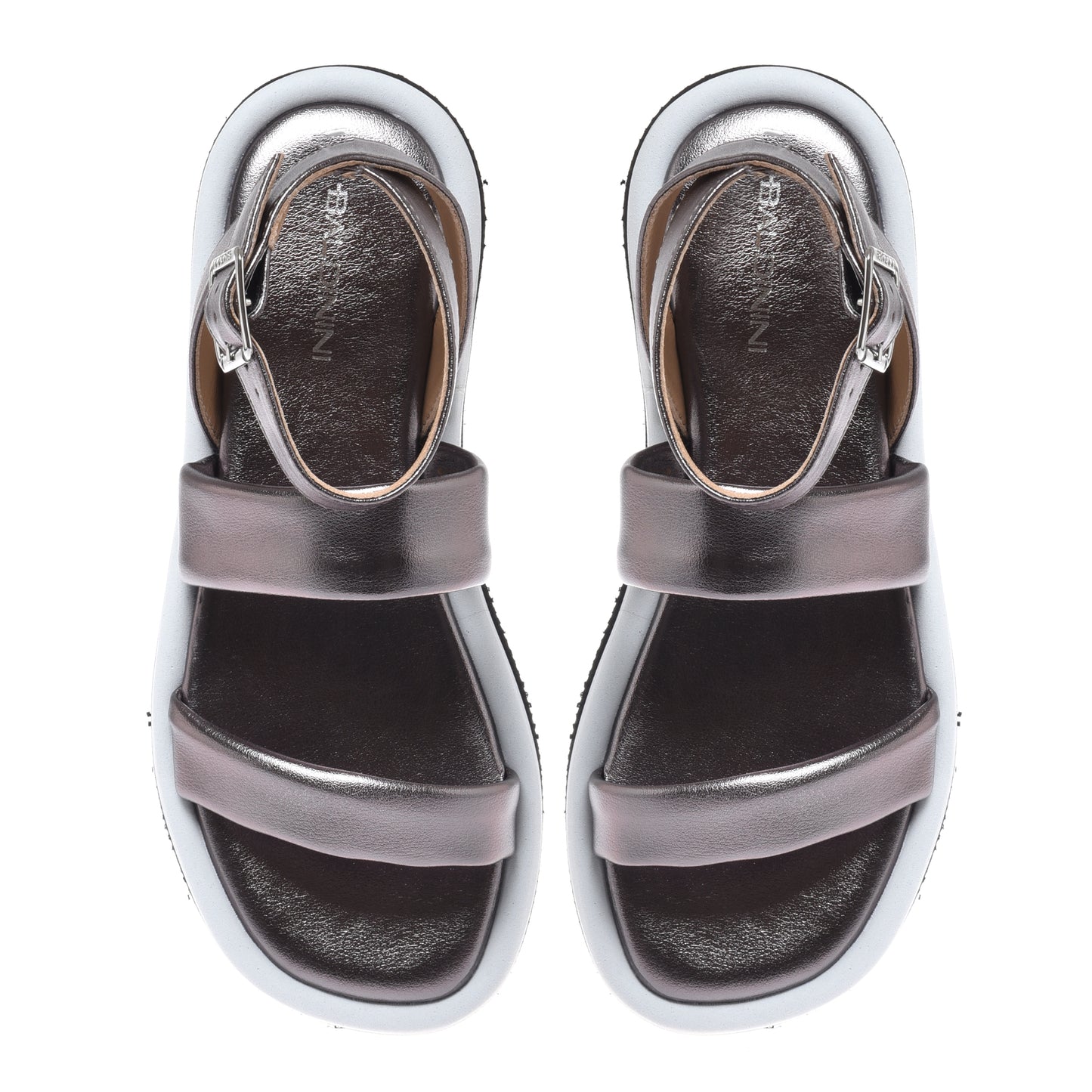 Sandale en cuir gris laminé