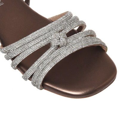 Sandale avec strass en éco-cuir marron foncé
