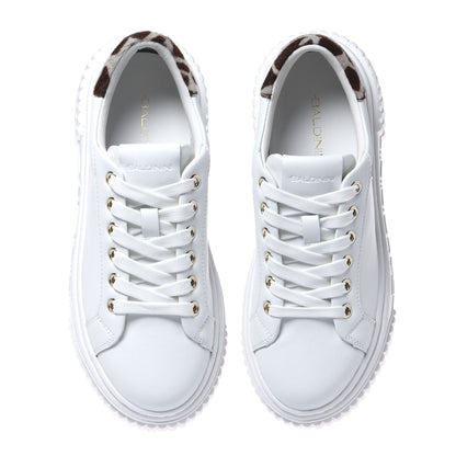 Sneakers in pelle bianca con inserti in pelle effetto cavallino