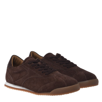 Baskets en daim marron foncé