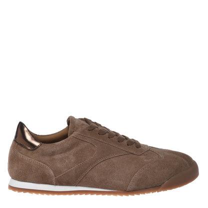 Sneakers in camoscio marrone con inserti in pelle laminata bronzo