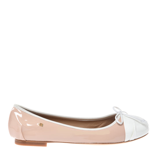 White and nude patent leather ballerina flats