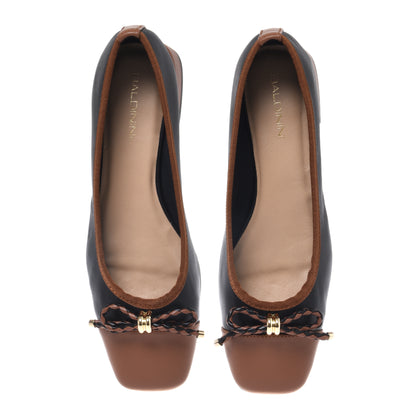 Brown and black nappa leather pump