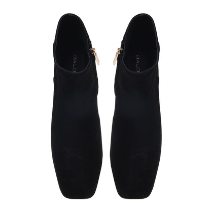 Bottine en cuir noir