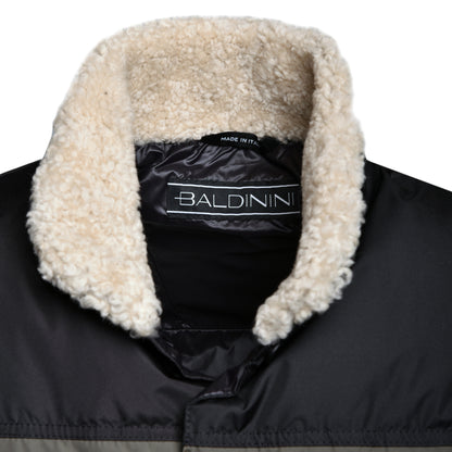 Blouson sans manches à carreaux verts et noirs