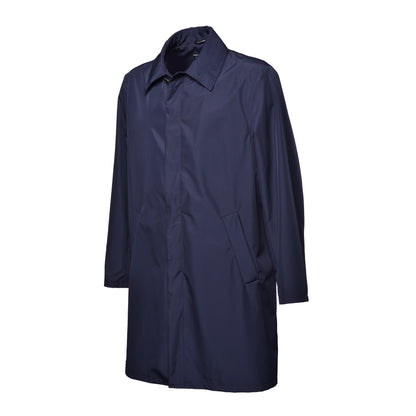 Veste imperméable en tissu bleu foncé