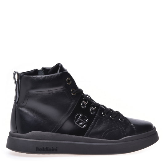Sneakers montantes en cuir noir