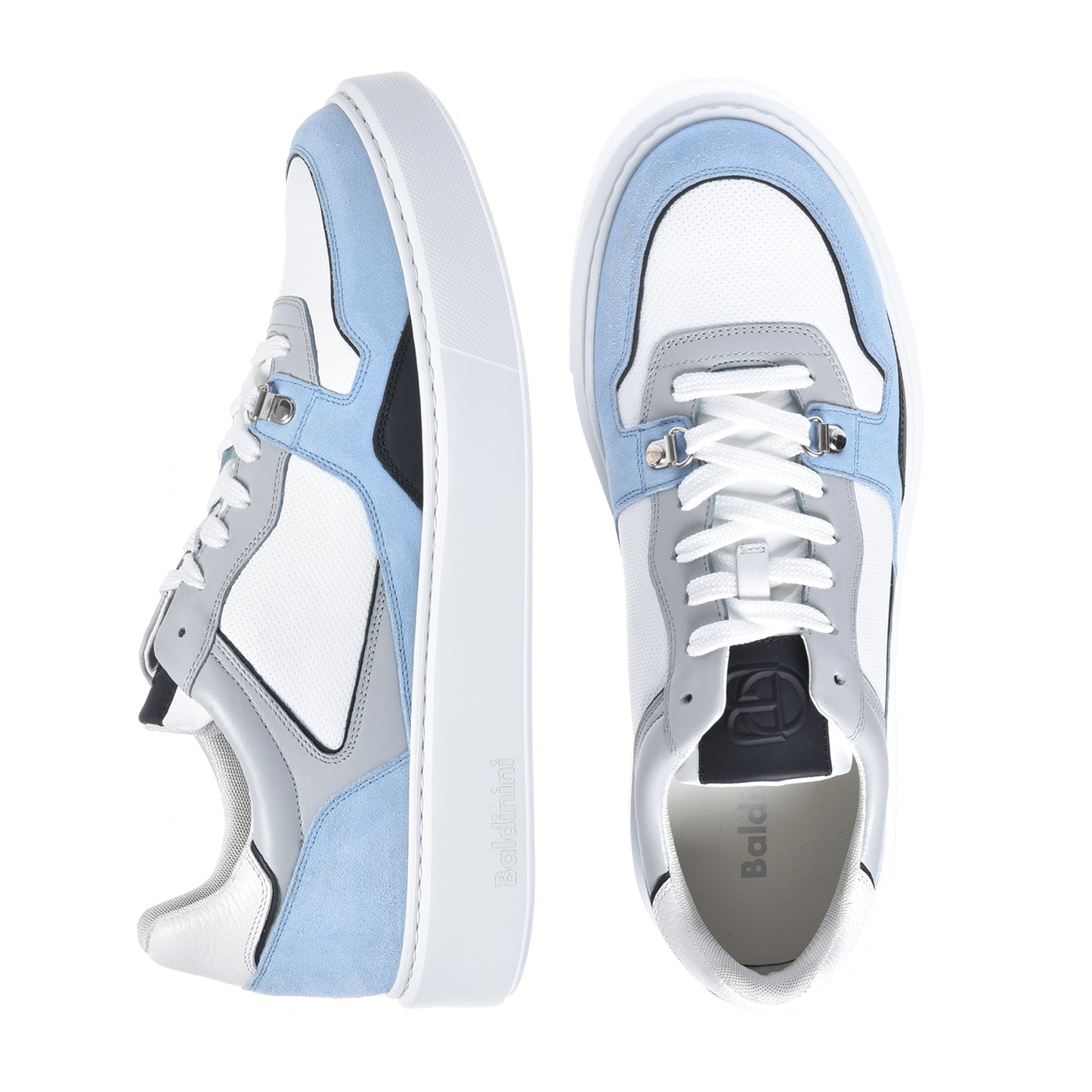 Basket basse en cuir bleu clair et gris