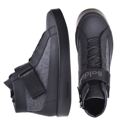Sneakers montantes en cuir noir et feutre