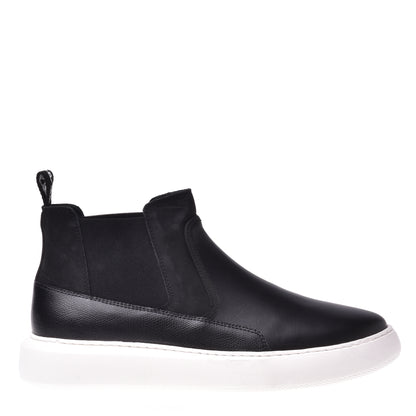 Sneakers montantes en cuir noir
