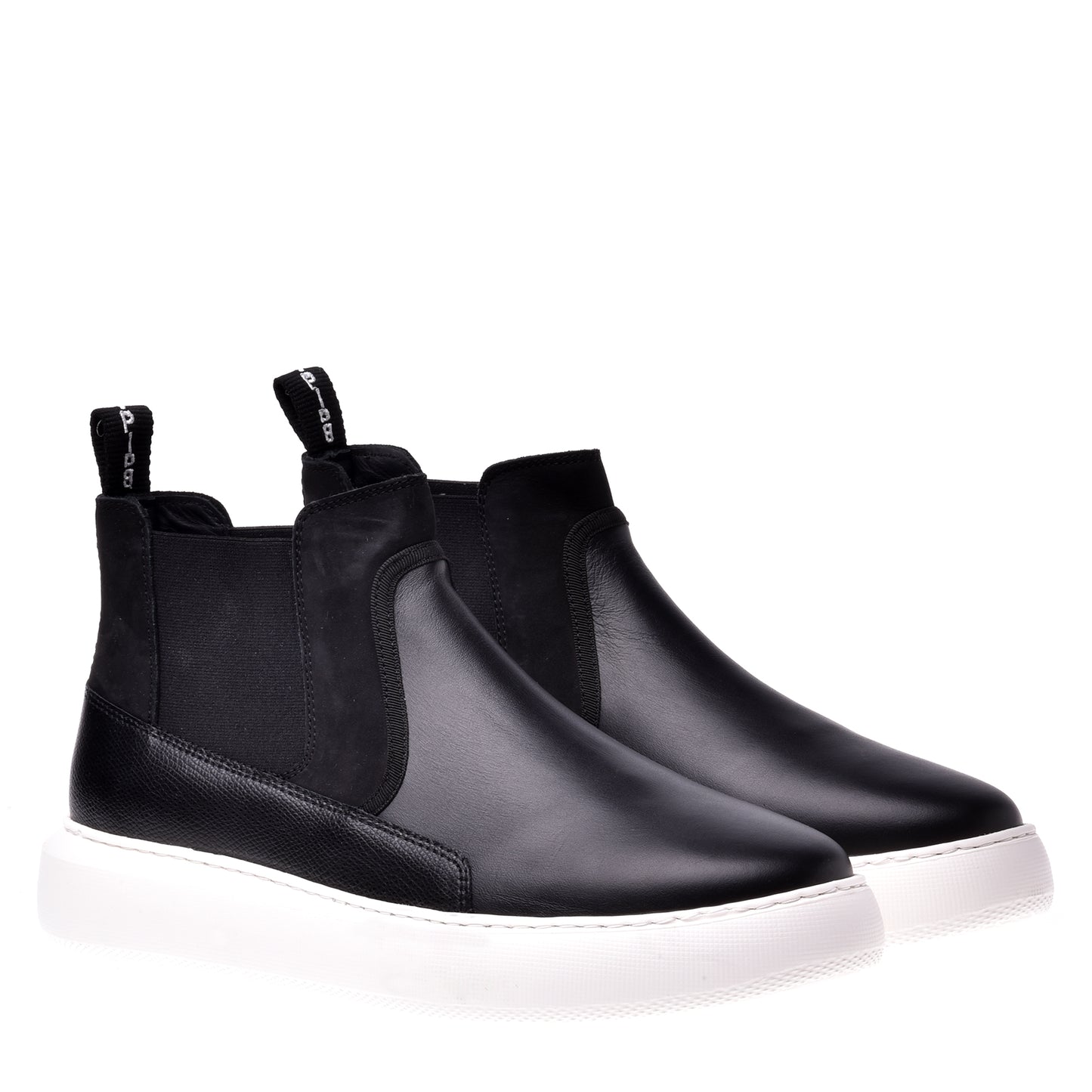 Sneakers montantes en cuir noir