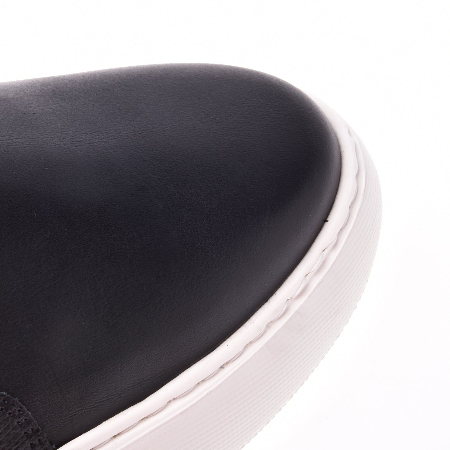 Sneakers montantes en cuir noir