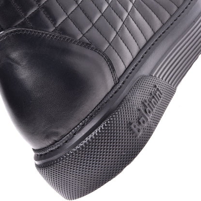 Sneakers mi-hautes en cuir noir matelassé