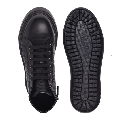 Sneakers mi-hautes en cuir noir matelassé