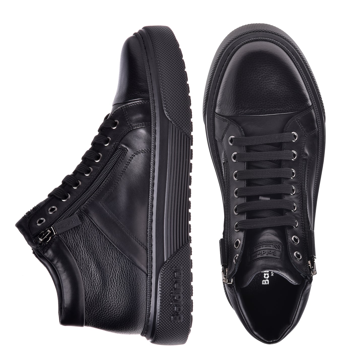 Sneakers mi-hautes en cuir foulonné noir