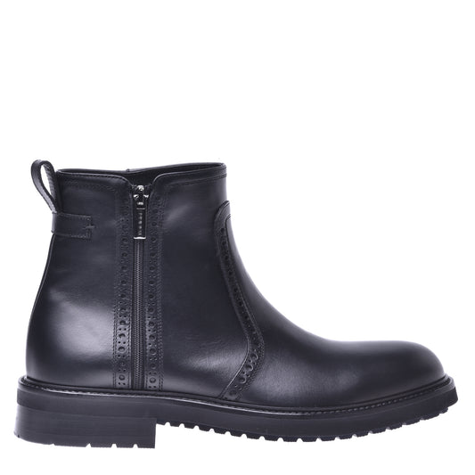 Ankle boots in black calfskin